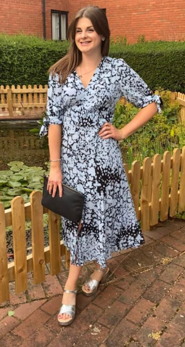 Donna-in-her-Clarks-Maritsa-70-strap