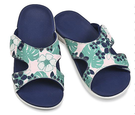 Barking Dog Shoes reviews and recommends the best footwear for people with various foot issues (as well as for women with average feet for whom comfort is a high priority).