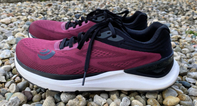 Barking Dog Shoes reviews and recommends the best footwear for people with various foot issues (as well as for women with average feet for whom comfort is a high priority).