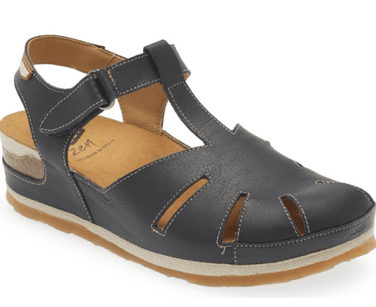 Barking Dog Shoes reviews and recommends the best footwear for people with various foot issues (as well as for women with average feet for whom comfort is a high priority).